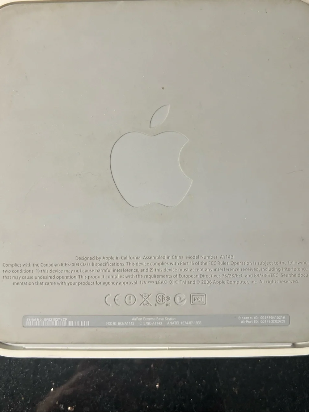 Apple AirPort Extreme Base Station A1143 – Vintage Apple Networking – Untested
